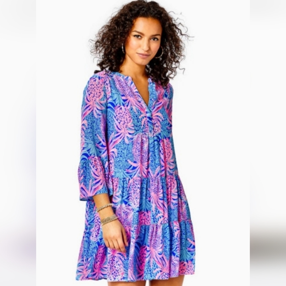 Lilly Pulitzer Blue and Pink 3/4 Length Sleeve Dress With A Pink